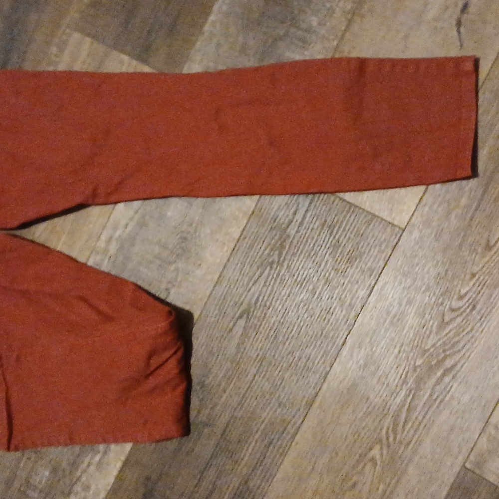 Red Guess jeans - Picture 8 of 9